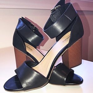 MERONA Black Strappy Heels
